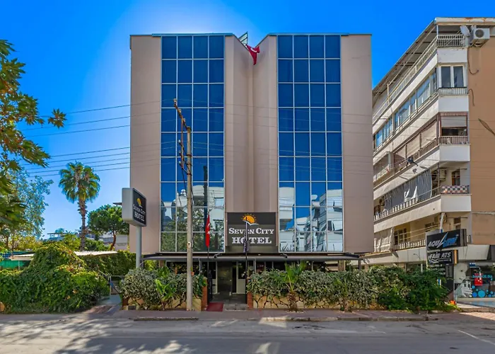 Seven City Hotel